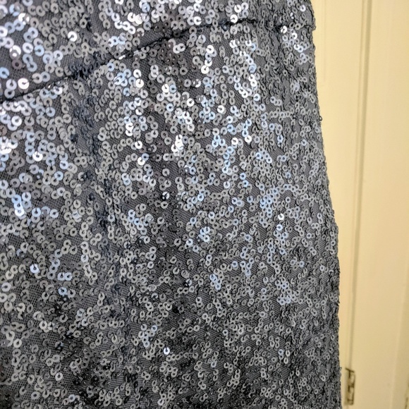 Blue sequined Nicole Miller Gown. - Picture 4 of 4